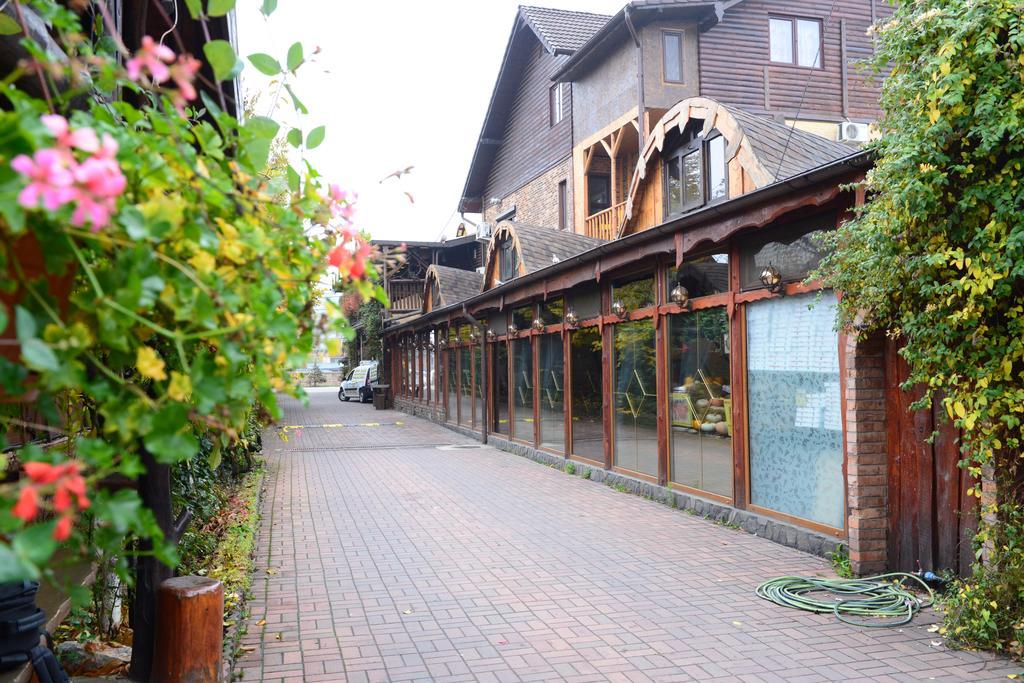 Pensiunea Milexim Cîmpia Turzii Exterior foto